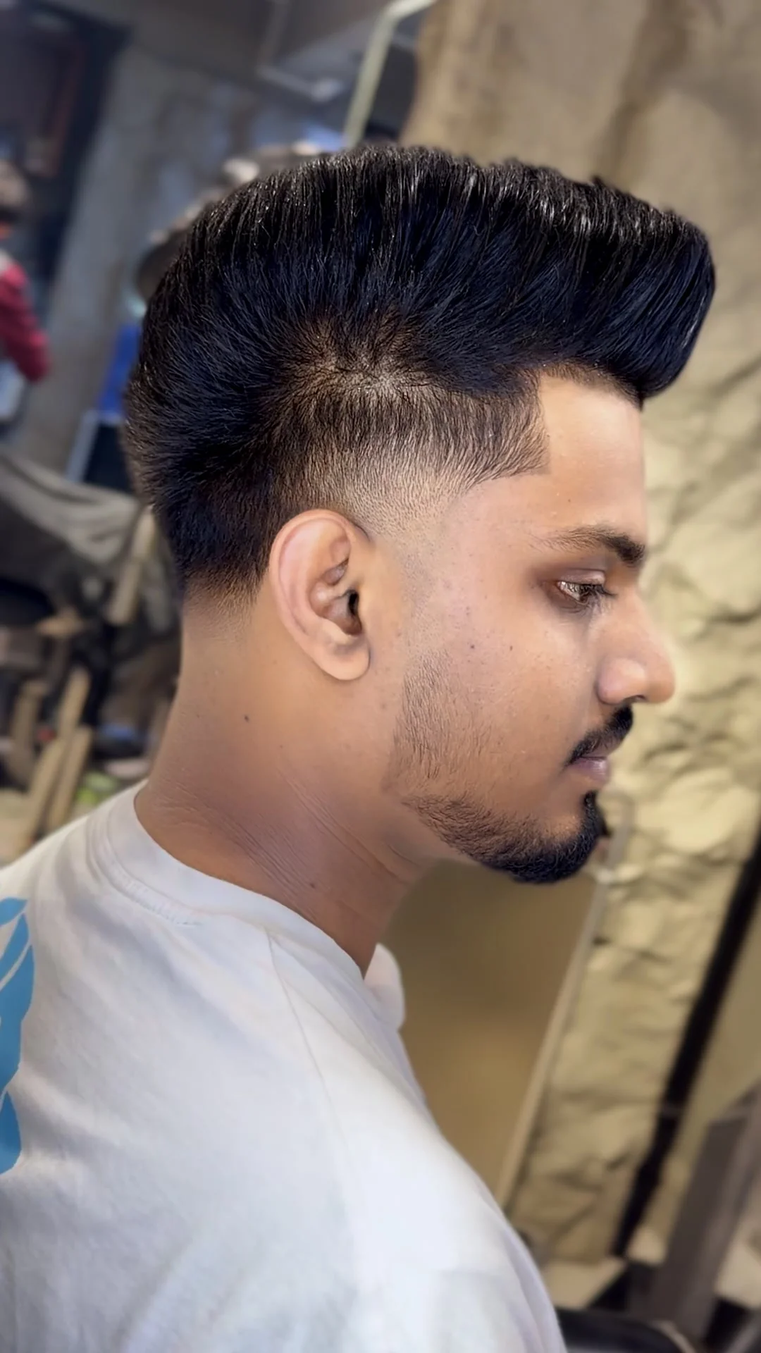 Fresh cut. Fresh confidence. ✂️🔥 Give your little gentleman a stylish new look with a clean and modern Boy’s Haircut at Salon Prasad Deshappriya. 💇‍♂️✨ 📞 070 408 0470 📞 071 205 9089 💬 WhatsApp: 077 071 7349 #BoysHaircut #KidsHaircut #BoyStyle #FreshCut #KidsStyle